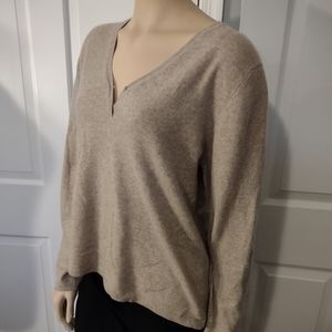 Madison studio cashmere beige sweater, size XL